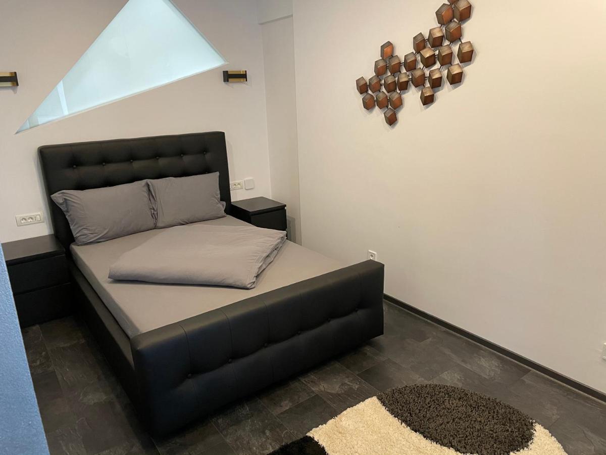 Stylish Westpark 2 Residence Lake View W8 Bucarest Extérieur photo