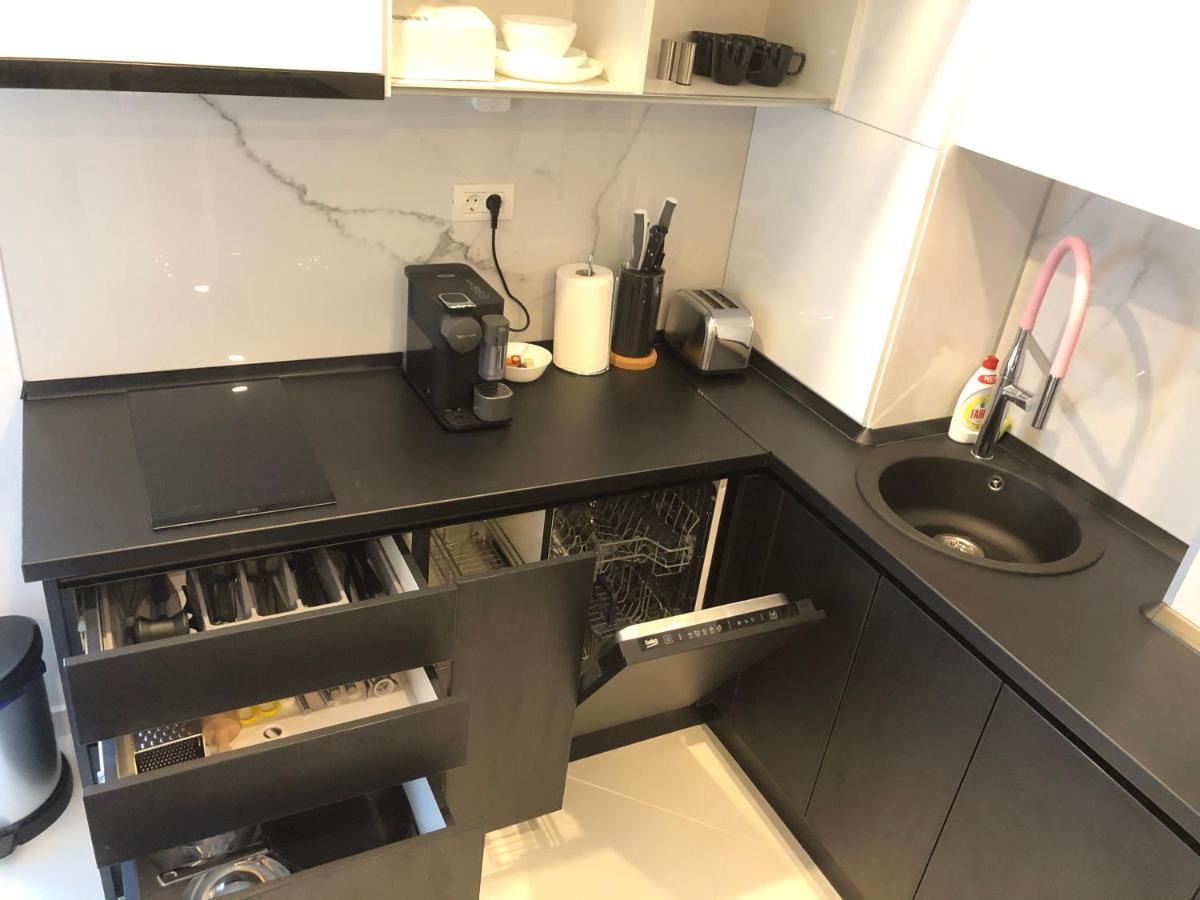 Stylish Westpark 2 Residence Lake View W8 Bucarest Extérieur photo